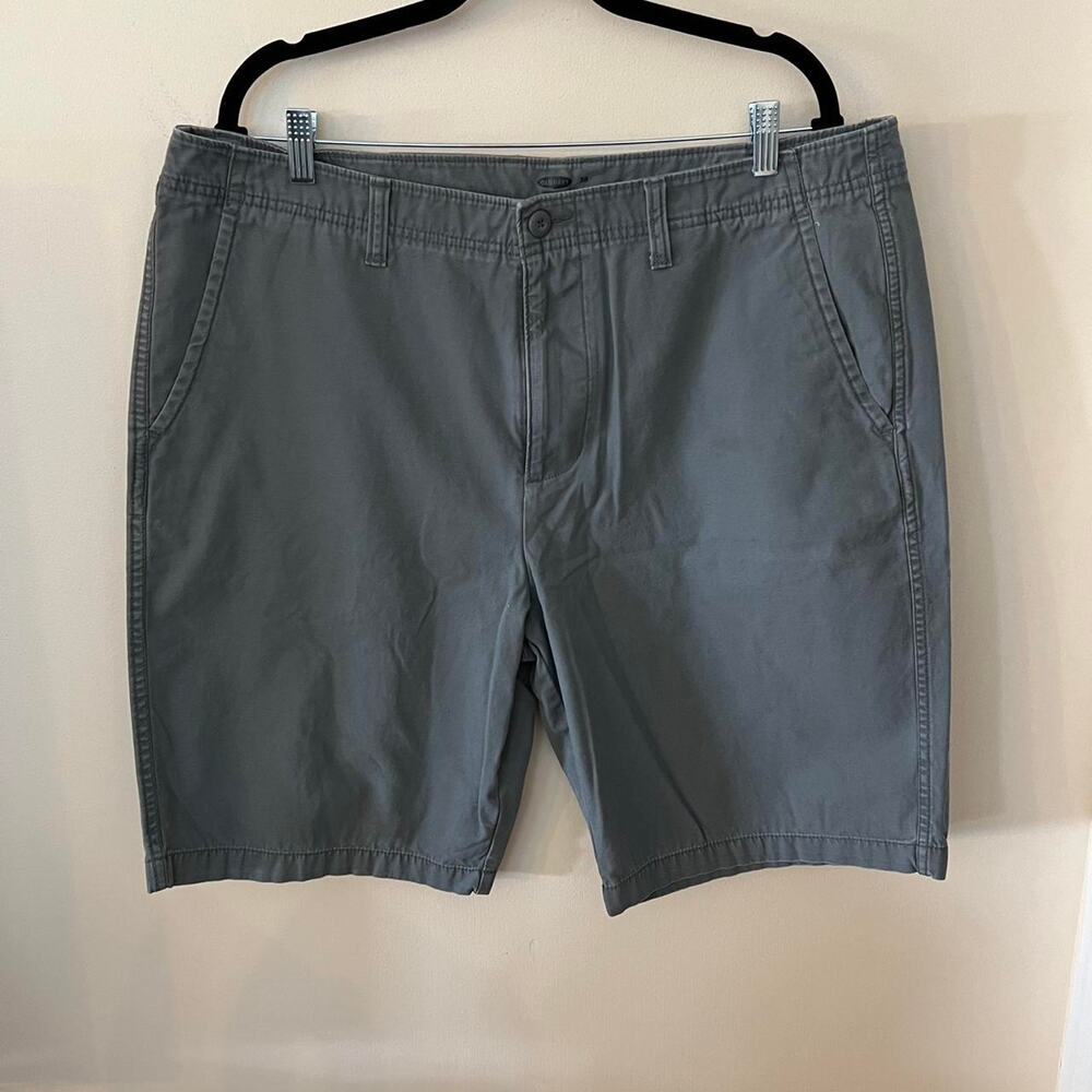 Old‎ Navy Gray Men's 38 Chino Shorts